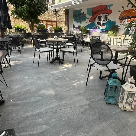 Hotel Mono 3*